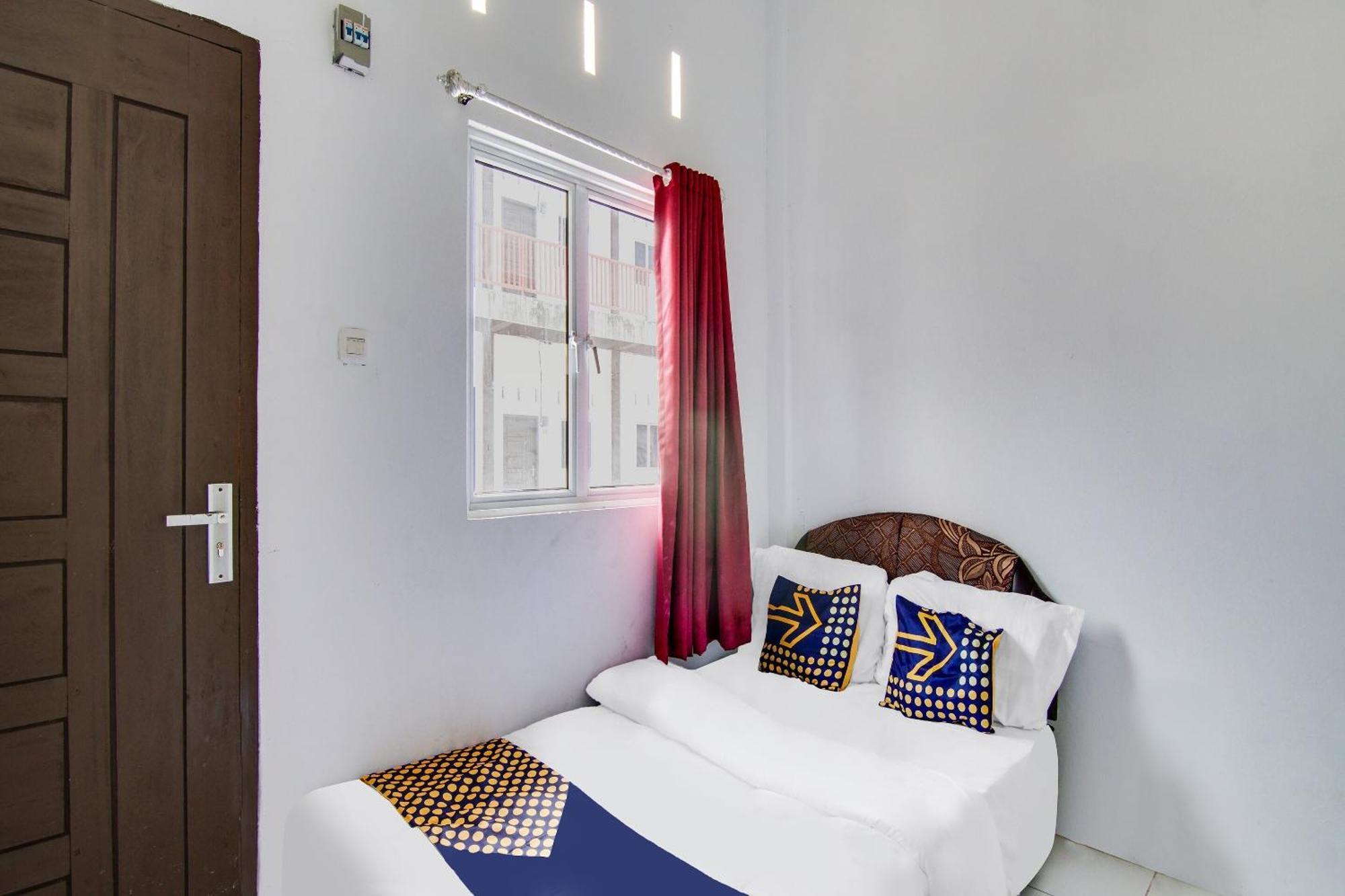 Spot On 91858 Raja Homestay Syariah Pekanbaru Zewnętrze zdjęcie