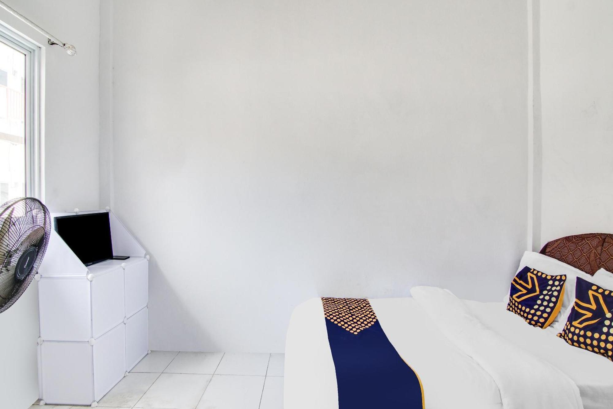 Spot On 91858 Raja Homestay Syariah Pekanbaru Zewnętrze zdjęcie