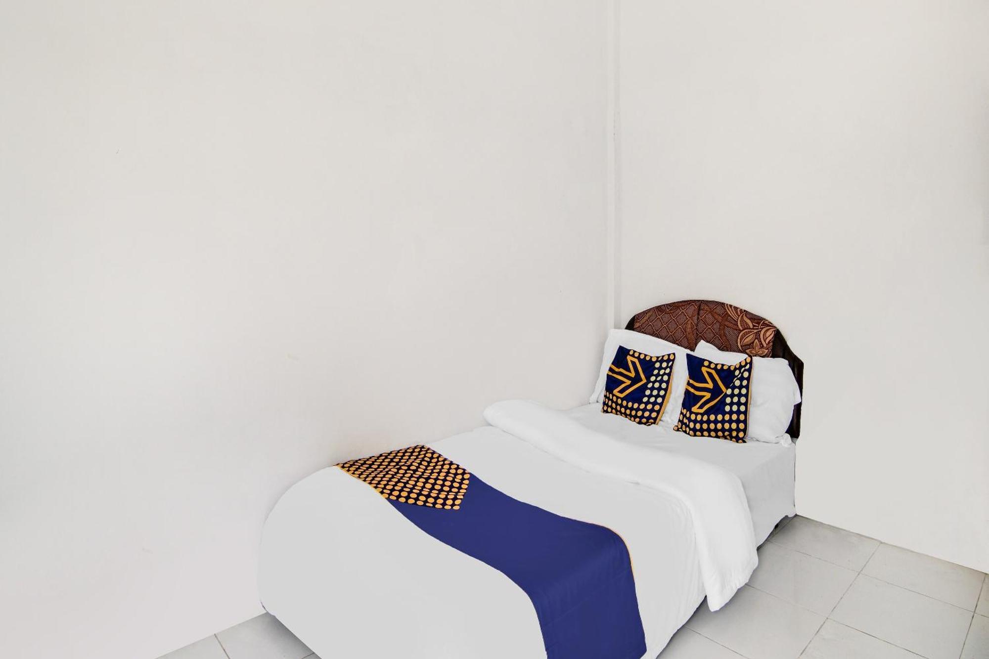Spot On 91858 Raja Homestay Syariah Pekanbaru Zewnętrze zdjęcie
